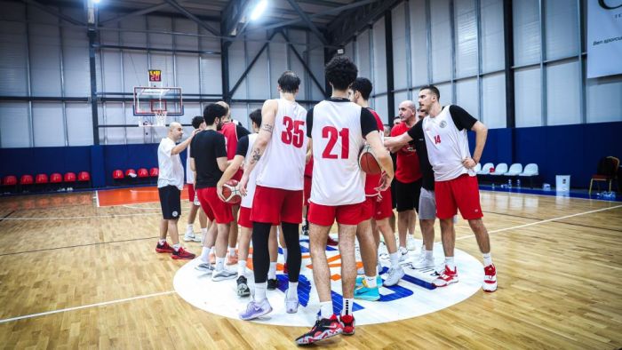 Gaziantep Basketbol'da kamp devam ediyor